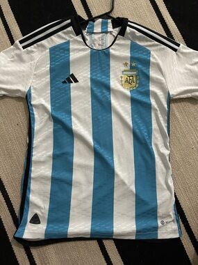 authentic Adidas Argentina 2022 World Cup home jersey.
